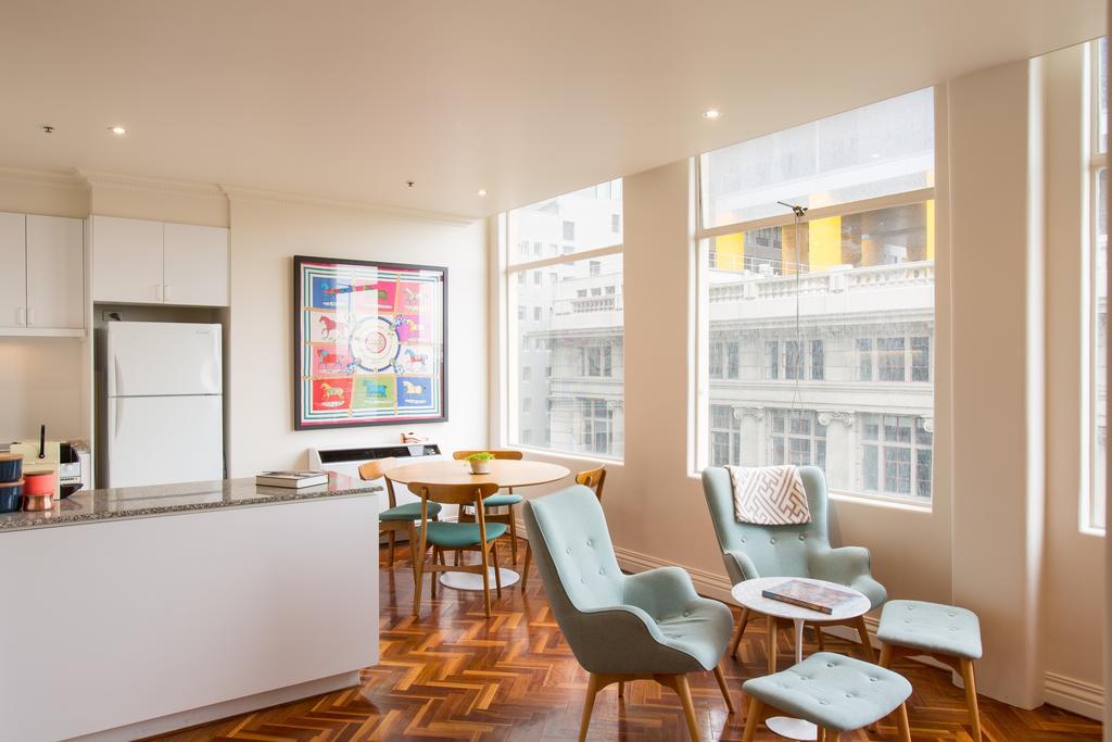 1 Exhibition Apartment Hotel ملبورن الغرفة الصورة
