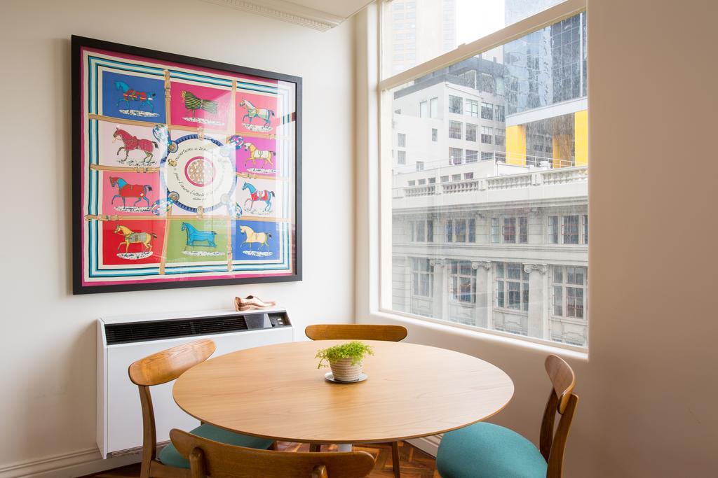 1 Exhibition Apartment Hotel ملبورن الغرفة الصورة